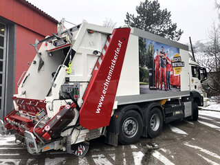 Fahrzeugbeschriftung auf LKW